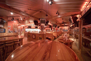 Picture of Hooter's Restaurant Photo for project