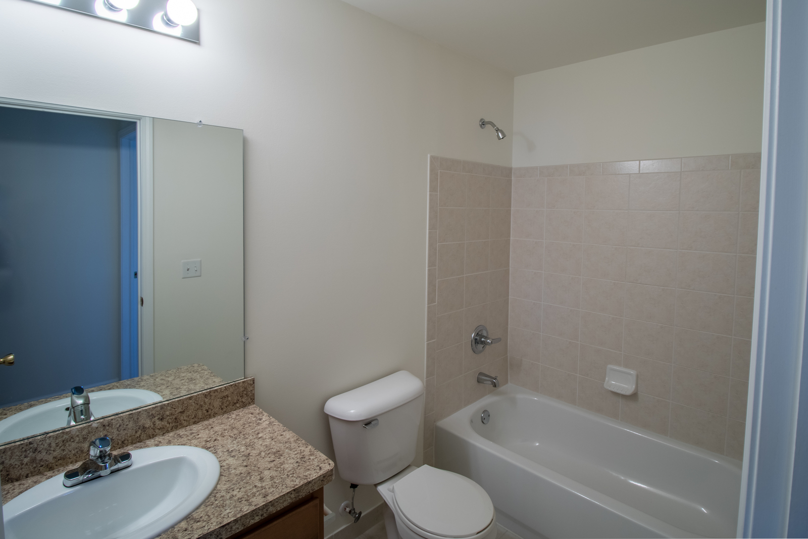 Photo for Bloomfield II - Unit 188