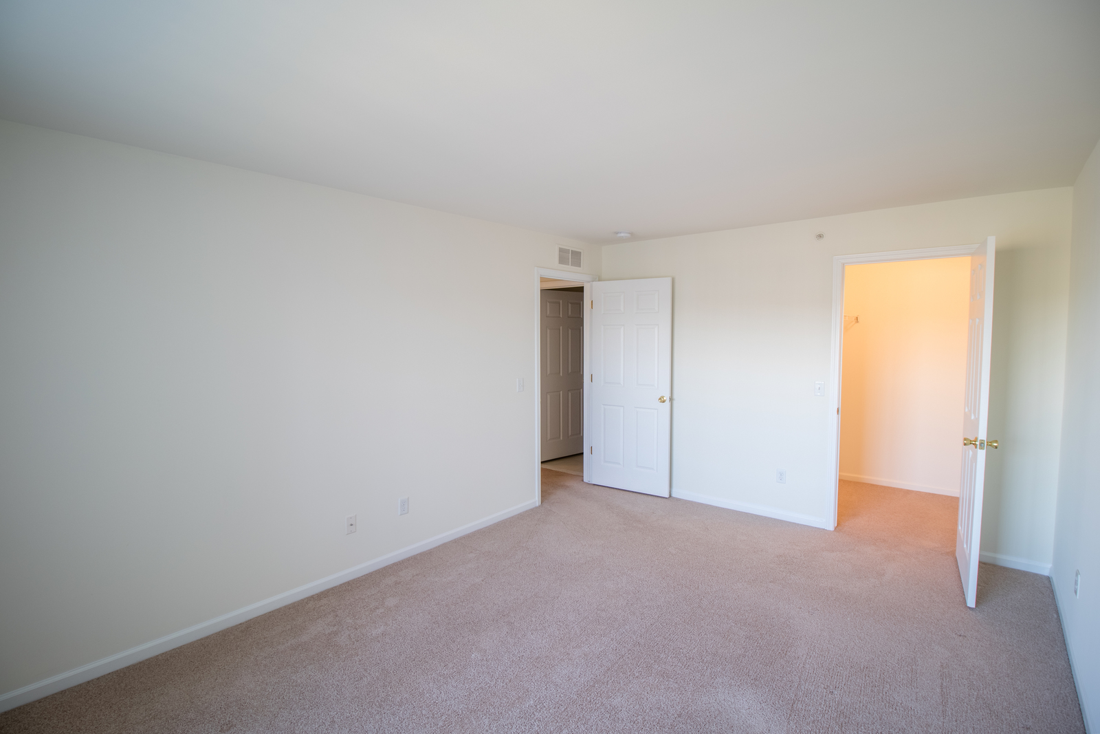 Photo for Bloomfield II - Unit 188