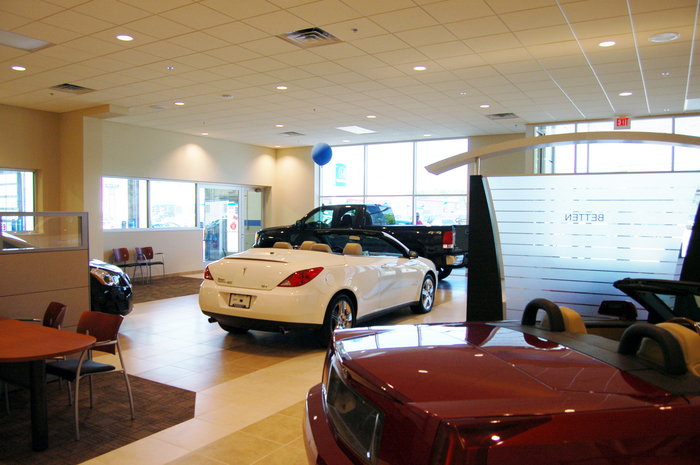 Betten Chevrolet - Cadillac | Projects | Pioneer Construction