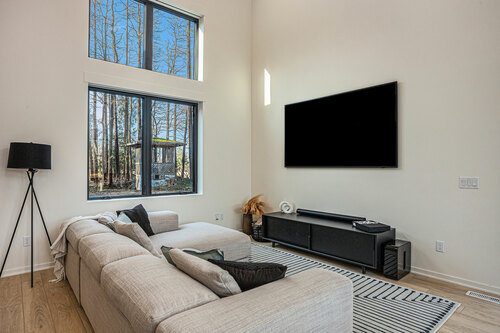 DeHaan Homes gallery image 4