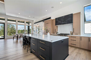 6825 Skyevale Ct NE photo