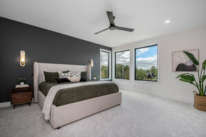 6825 Skyevale Ct NE photo