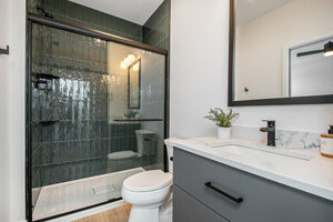 6825 Skyevale Ct NE photo
