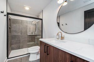 6825 Skyevale Ct NE photo