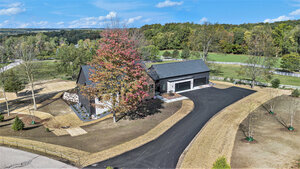 6825 Skyevale Ct NE photo