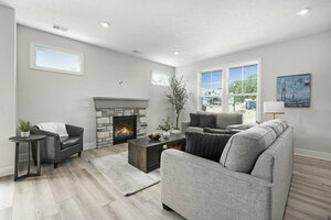 1660 Thyme Drive photo