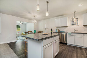 1075 Sunnyside Dr. photo