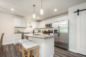 1075 Sunnyside Dr. photo