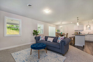 1075 Sunnyside Dr. photo