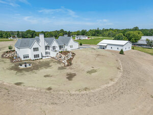3660 Cherry Lane SE photo