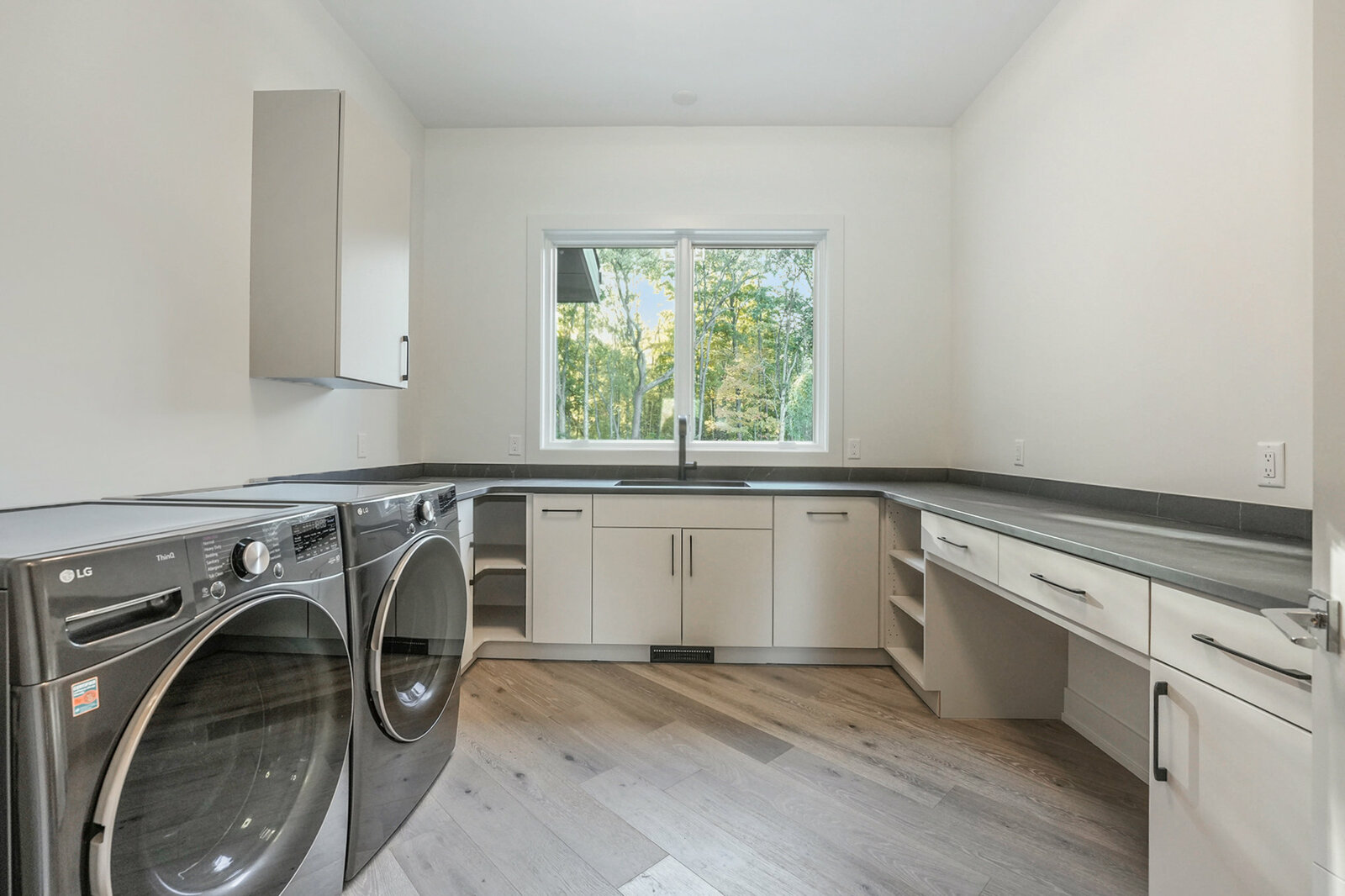 Rendr Custom Homes photo