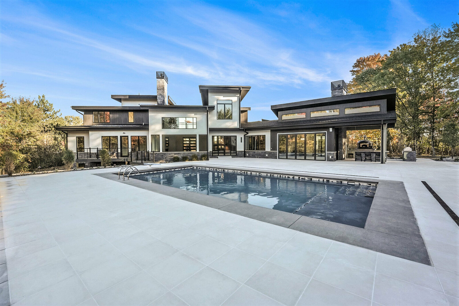 Rendr Custom Homes photo