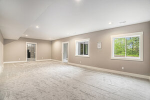 7389 Courtland photo