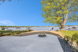 7117 Wildermere Dr NE photo