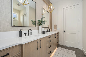 12350 Polk Street photo