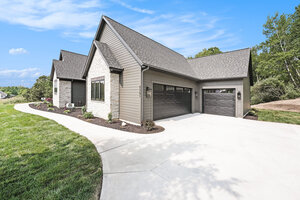 5351 Blakely Dr. NE photo