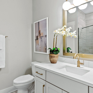 Photos for 3320  Majestic Way