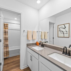 Photos for 1409 Estate Rd, Plain City, OH