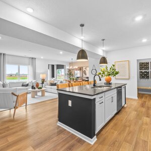 Photos for 1409 Estate Rd, Plain City, OH