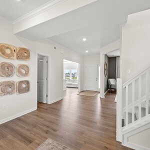 Photos for 301 Kendall St 