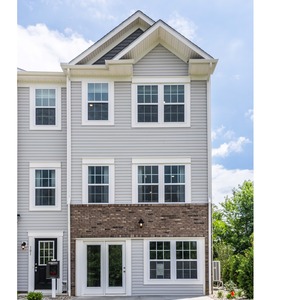 Photos for 101 Coyote Willow Drive