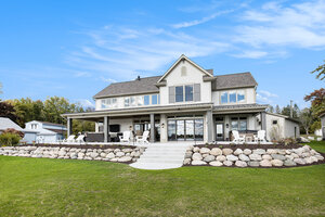 7142 Wilkinson Dr NE photo