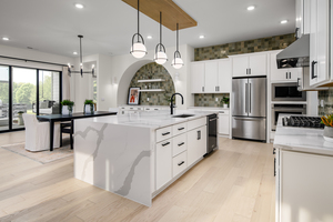 5104 Fountainbridge Ct