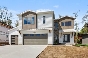 2351 Elinor Lane SE