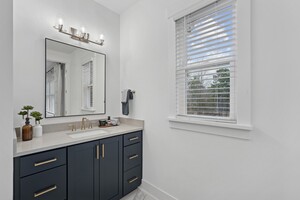 111 Pinnacle Drive photo