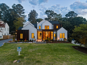 5301 Inglewood Lane 