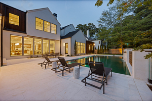 5301 Inglewood Lane 