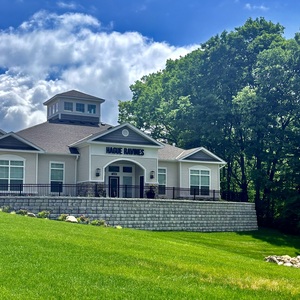 Photos for 1450 North Hague Avenue