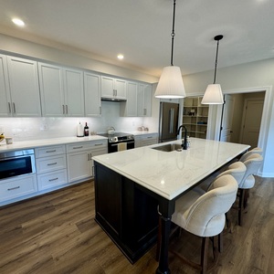 Photos for 102 Faith Lane