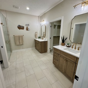 Photos for 102 Faith Lane