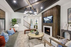 8904 Nicewonder Way