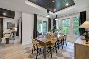 8904 Nicewonder Way