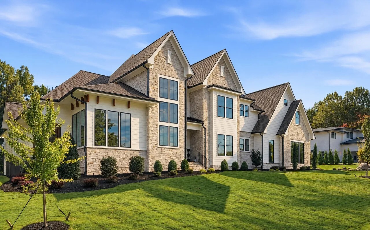 181 Westhampton Dr