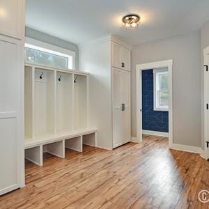 Photos for 5233 Lamont Farms