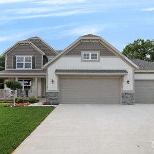 Photos for 475 Highlander Dr. NE