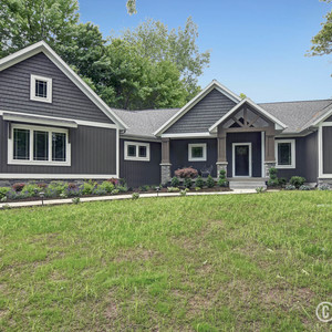 Photos for 3962 Canyon Creek Dr. SW