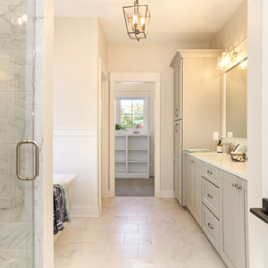 Photos for 4595 Causeway Dr. NE