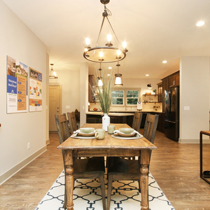 Photos for 6337 Courtland Dr. NE