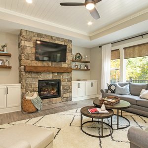 Photos for 3360 Winding Stream