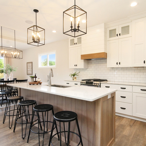 Photos for 7956 Byron Depot