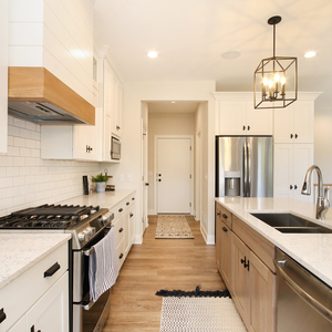 Photos for 7956 Byron Depot