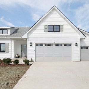 Photos for 649 Stonebriar Circle