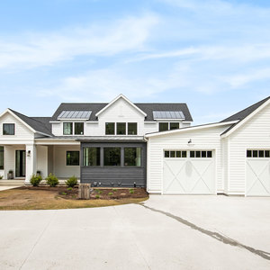 Photos for 2705 Meadow Crossing