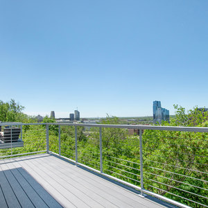 Photos for 631 Fairview Ave NE #3 