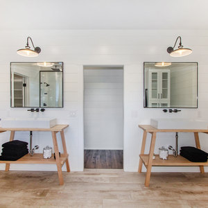 Photos for 10532 Ivanrest Ave SW